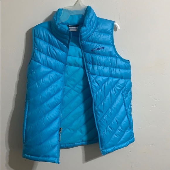 Columbia Jackets & Blazers - Columbia EUC blue puffer vest large